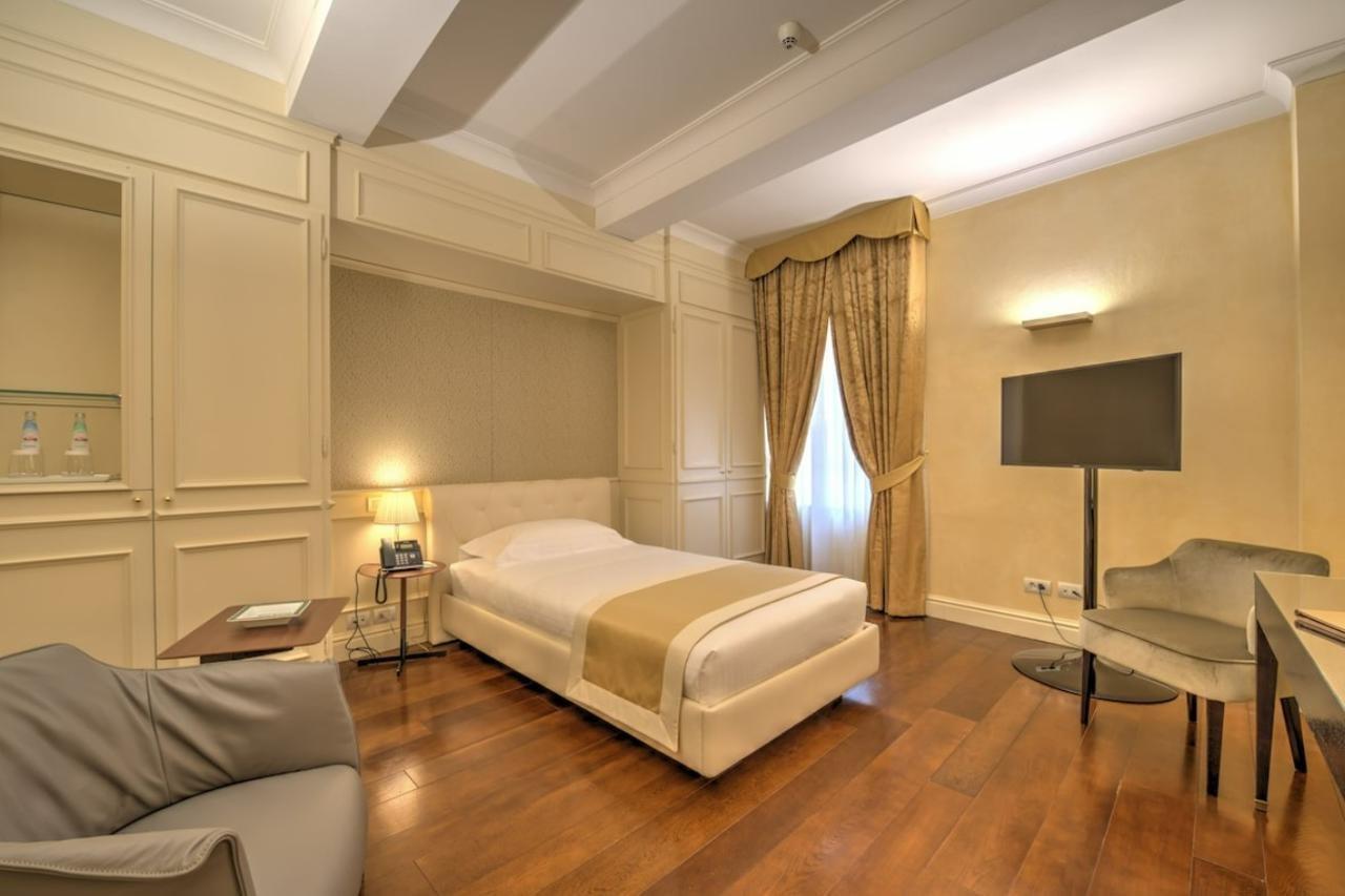 Hotel Rua Frati 48 In San Francesco Modène Extérieur photo