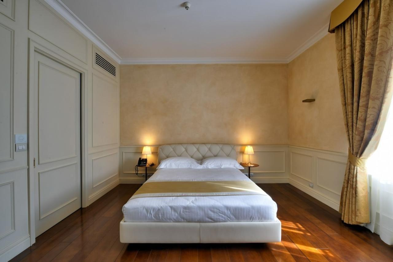 Hotel Rua Frati 48 In San Francesco Modène Extérieur photo