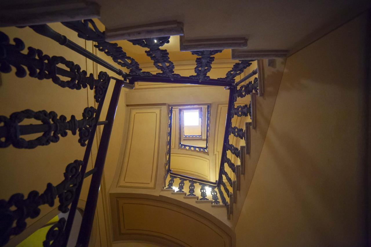 Hotel Rua Frati 48 In San Francesco Modène Extérieur photo