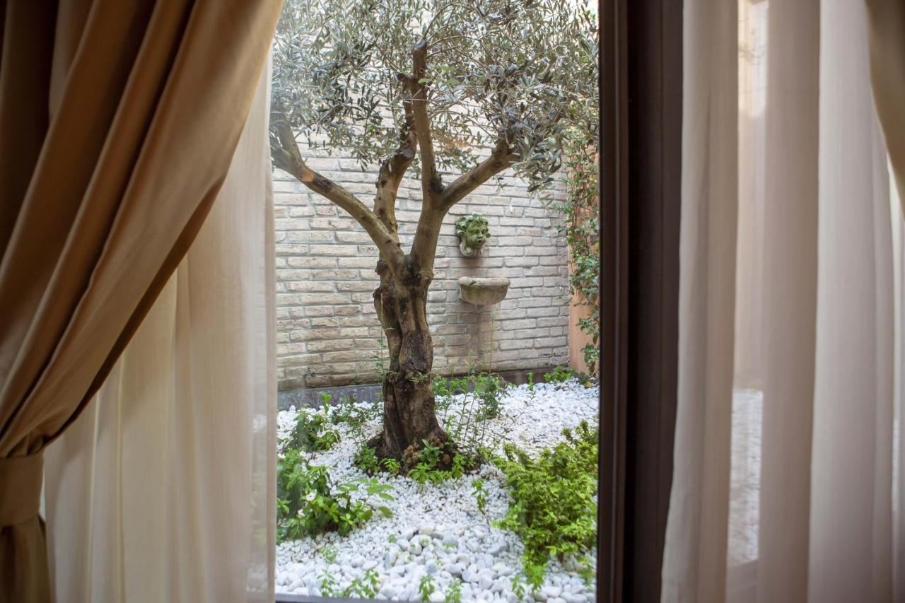 Hotel Rua Frati 48 In San Francesco Modène Extérieur photo