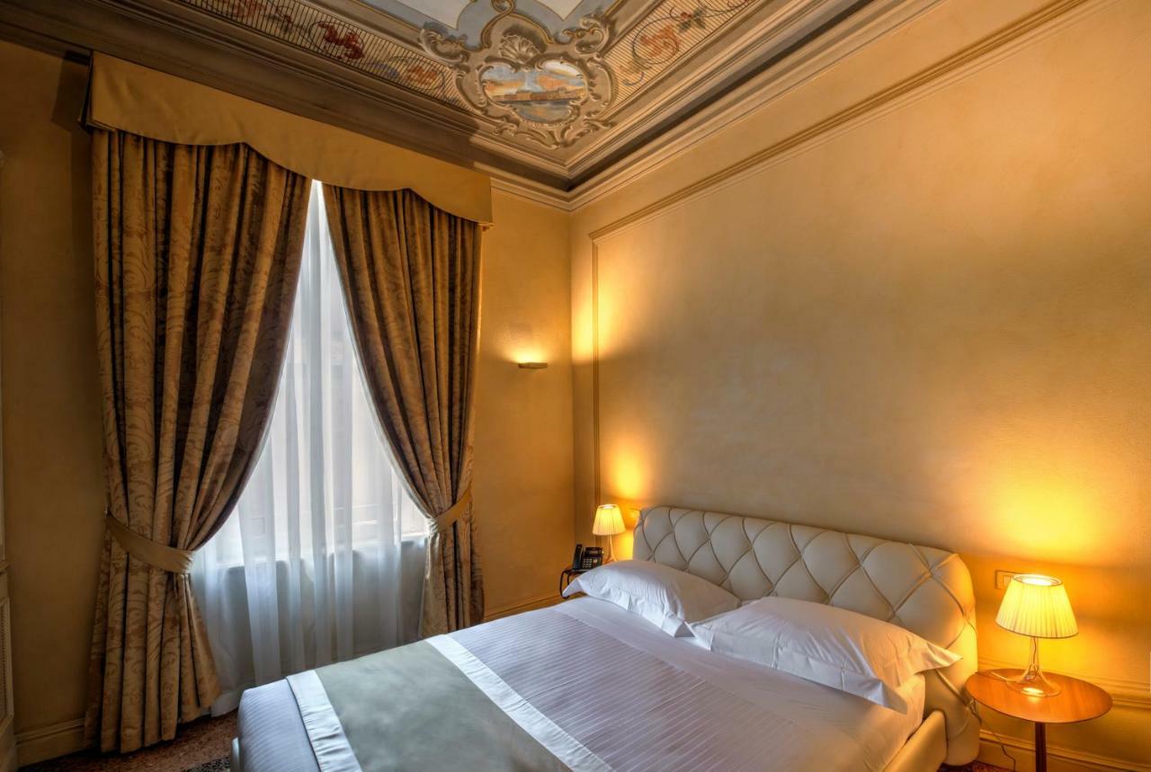 Hotel Rua Frati 48 In San Francesco Modène Extérieur photo
